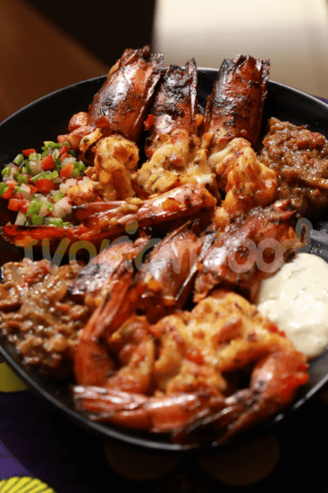 Recette ivorianfood gambas braisées a l'ail et petites sauces pour bbq accompagnement